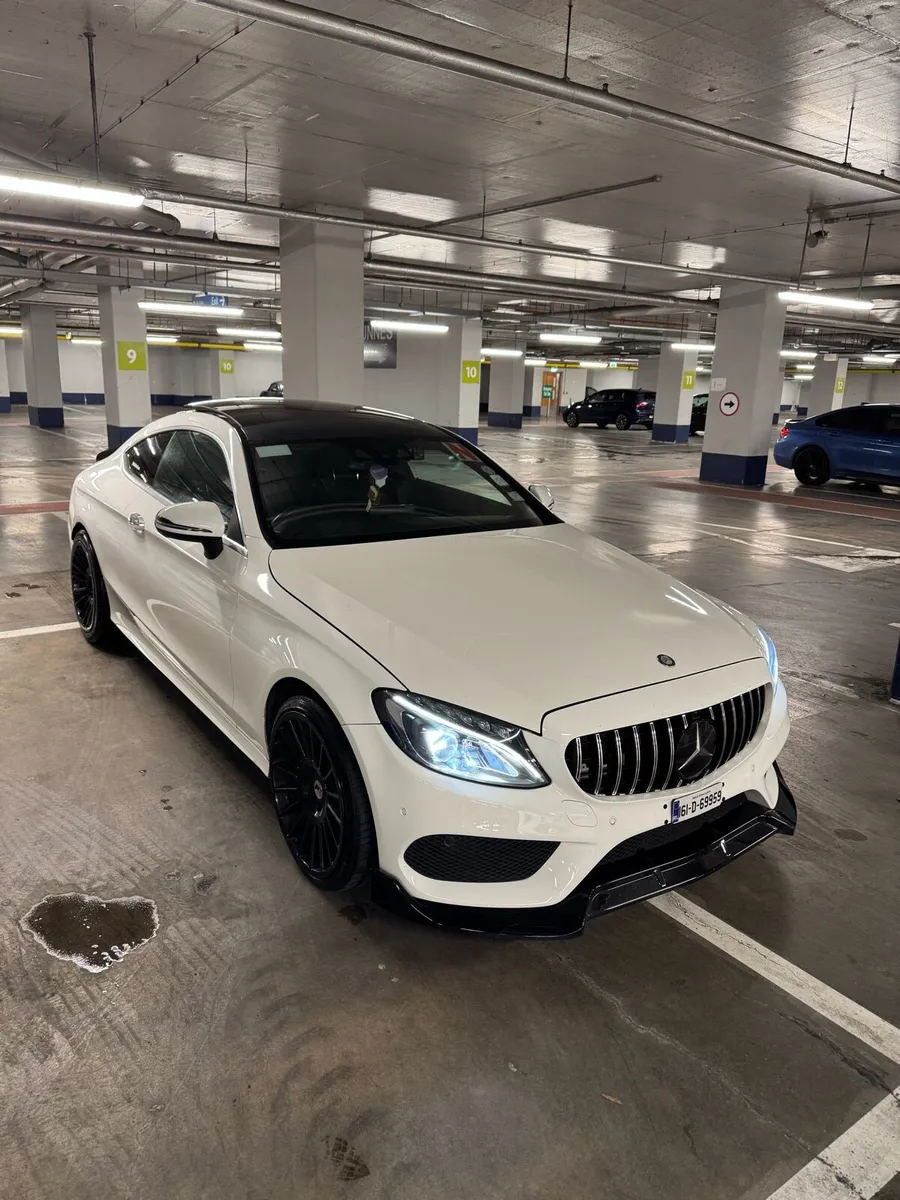 Mercedes-Benz c180 coupe **PAN ROOF** - Image 4