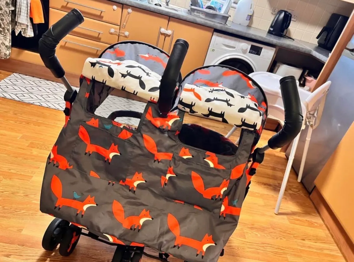 Cosatto whoosh double buggy - Image 3
