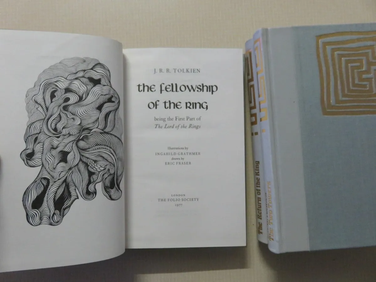 J.R.R.Tolkien Lord of the Rings . Boxed set Folio - Image 3