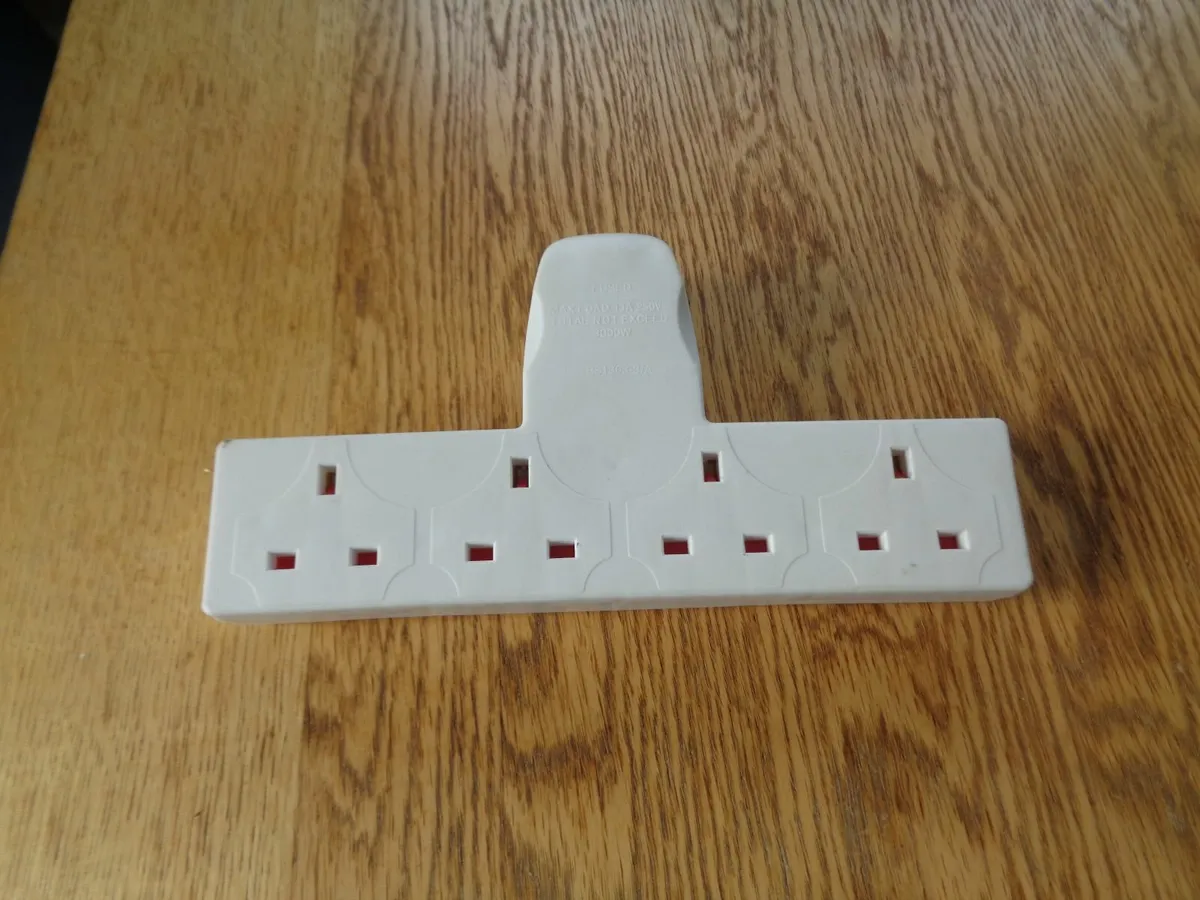 4 Way Socket Adapter for Sale - Image 1