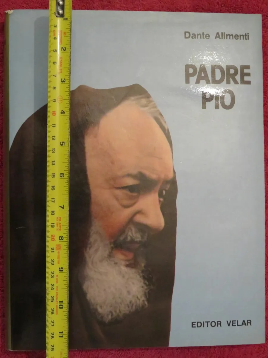 Padre Pio , book by Velar Bergamo . - Image 1