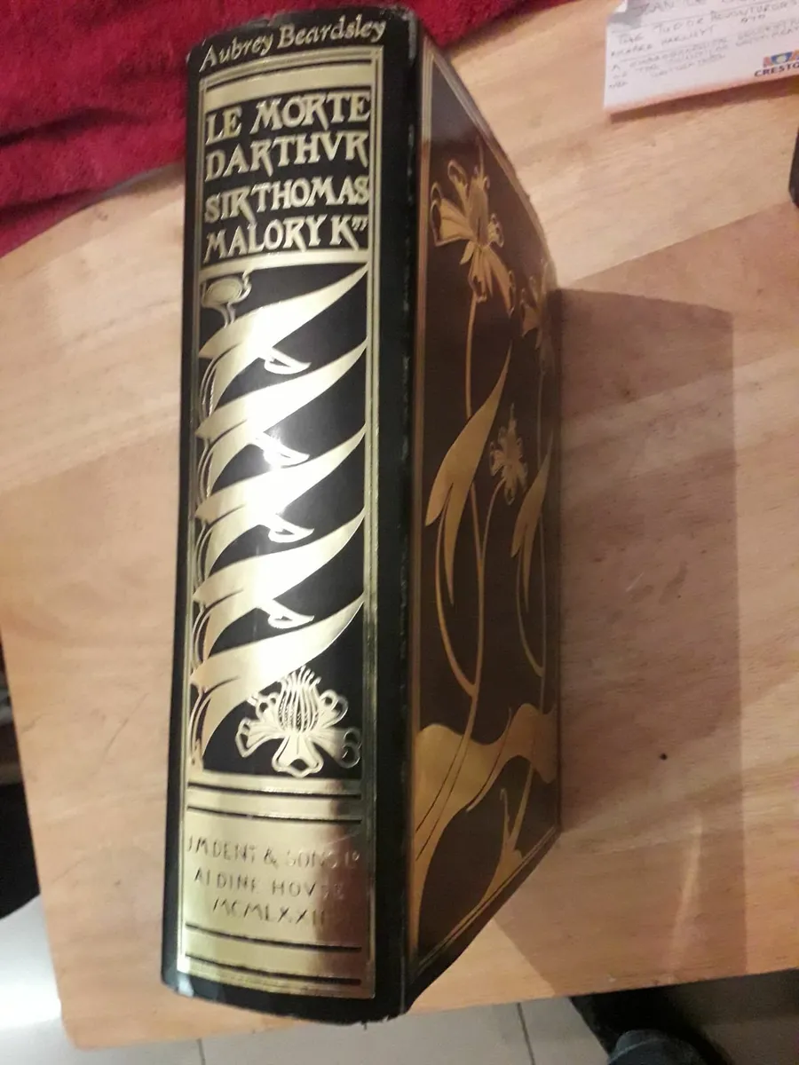 Le Morte Darthur book  KING ARTHUR - Image 1