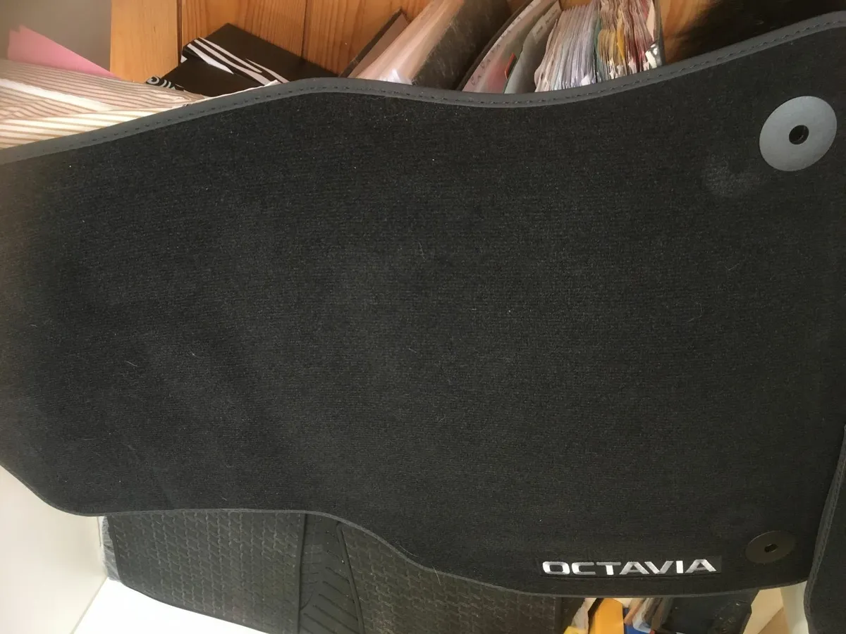 Brand New Skoda Octavia Car Mat Set 2024 Model - Image 2