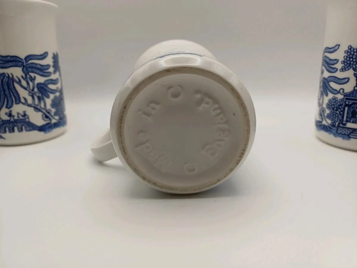 Churchill blue willow mugs - Image 3