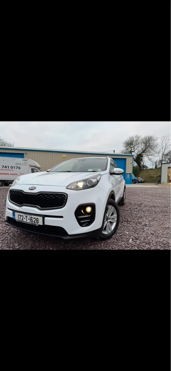 17 Kia Sportage Fresh Nct.Tax - Image 2