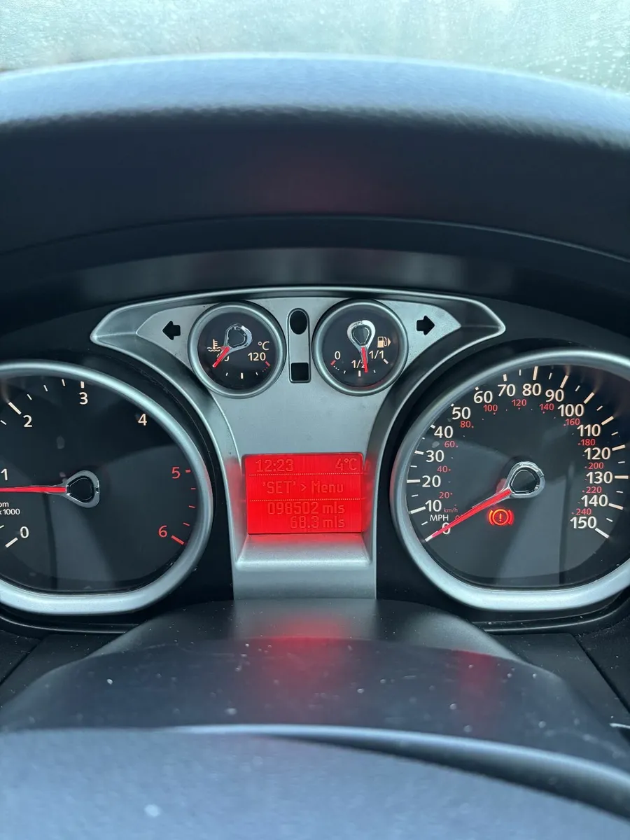 Ford Focus 2009 - Image 1