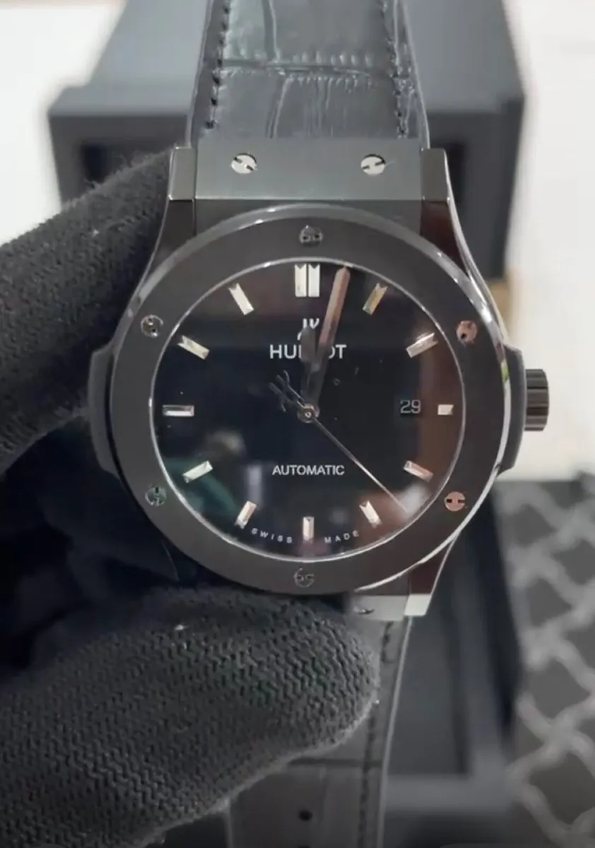 Hublot clasic 42mm - Image 1