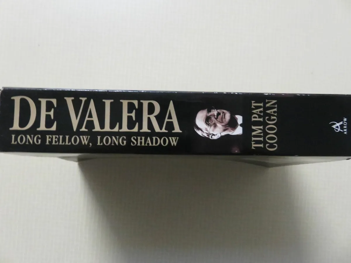 De Velara book  signed by Tim Pat Coogan - Image 2