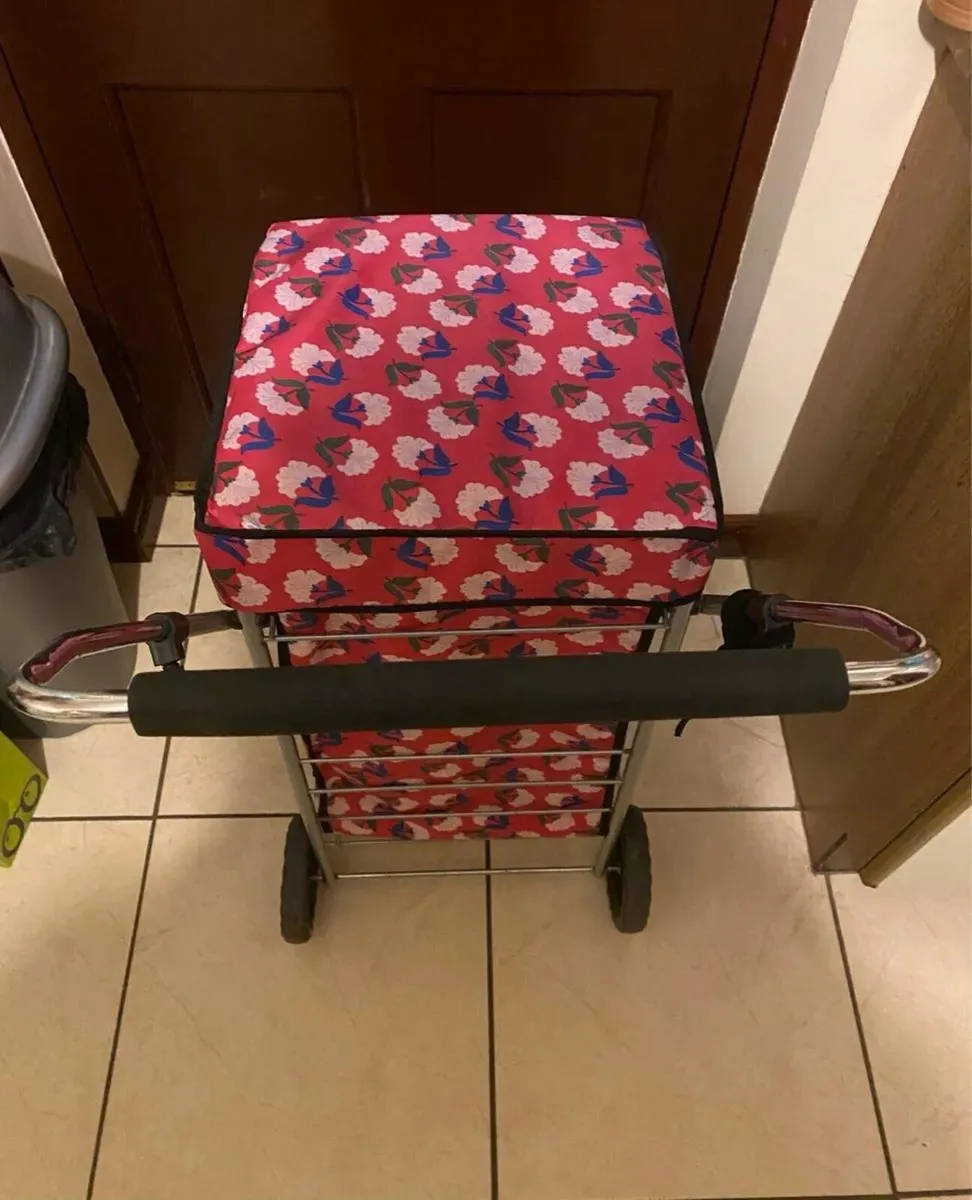 6 Wheel Shopping Trolley with New Waterproof Bag - Image 4