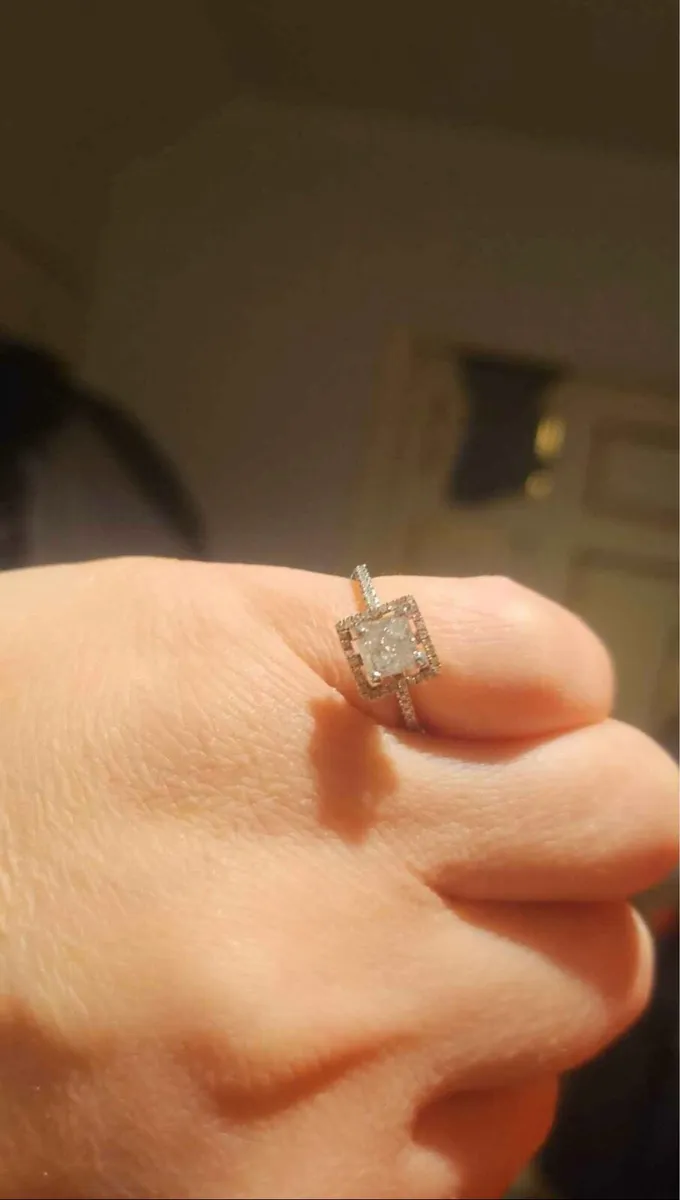 1.03ct diamond ring F/l1 1.23ctw 10ct Gold New - Image 1