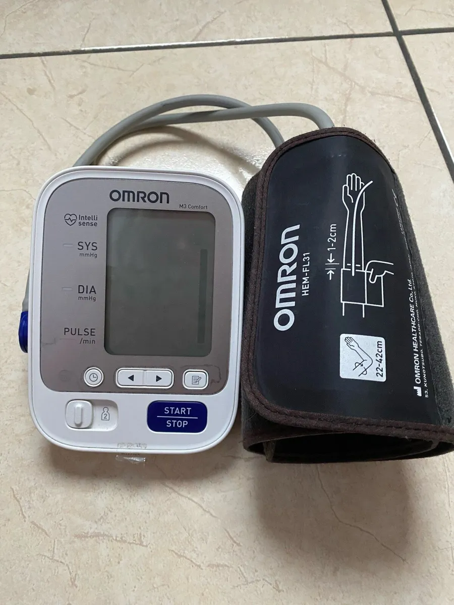 Omron M3 Comfort Upper Arm Blood Pressure Monitor - Image 2