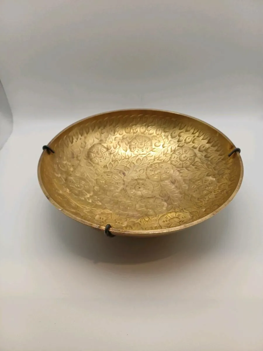 Brass bowl - Image 1