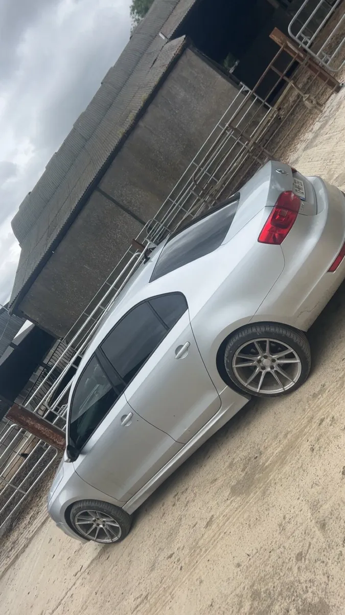 Volkswagen Jetta mk6 - Image 3
