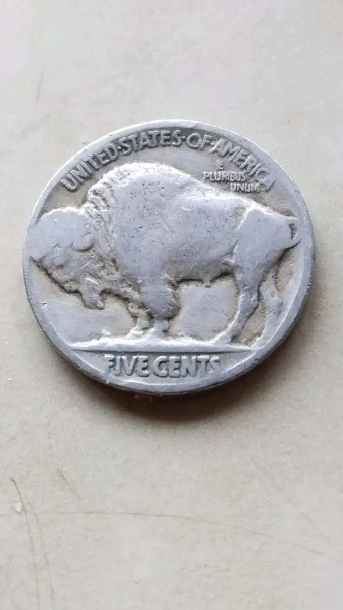 1928 Indian head nickel - Image 1