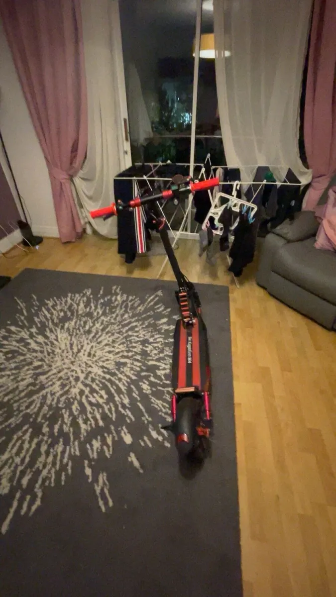 E scooter - Image 3