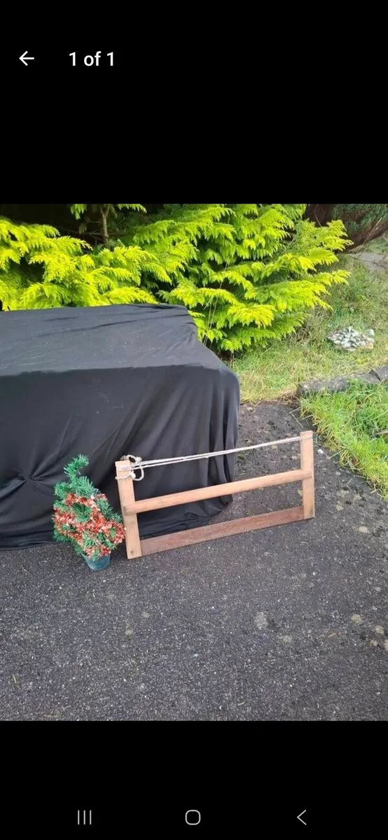 Large antique saw possible to post