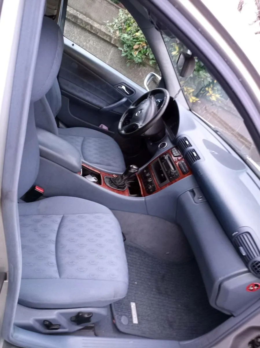 Mercedes-Benz C-Class W203 Estate – 2004 – €500 - Image 4