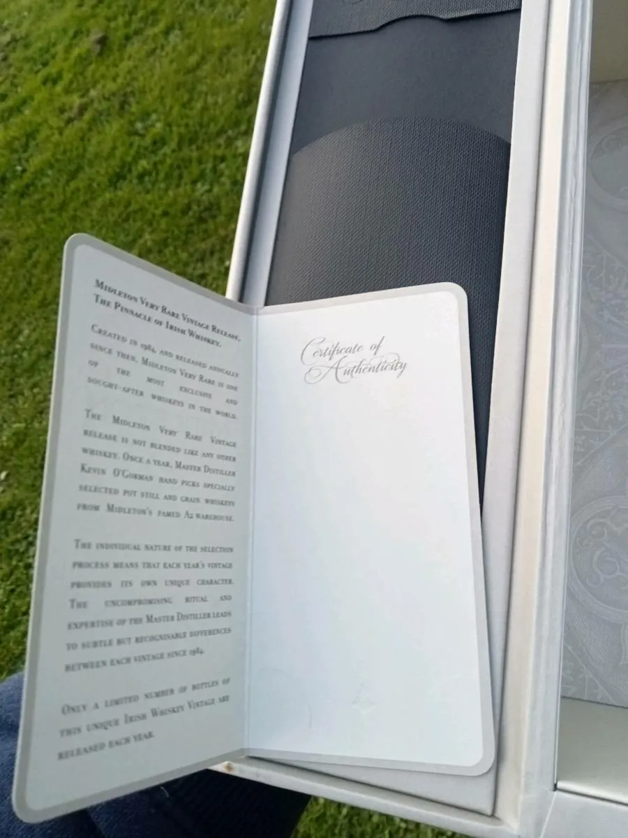 Middleton very rare whiskey box - Image 3