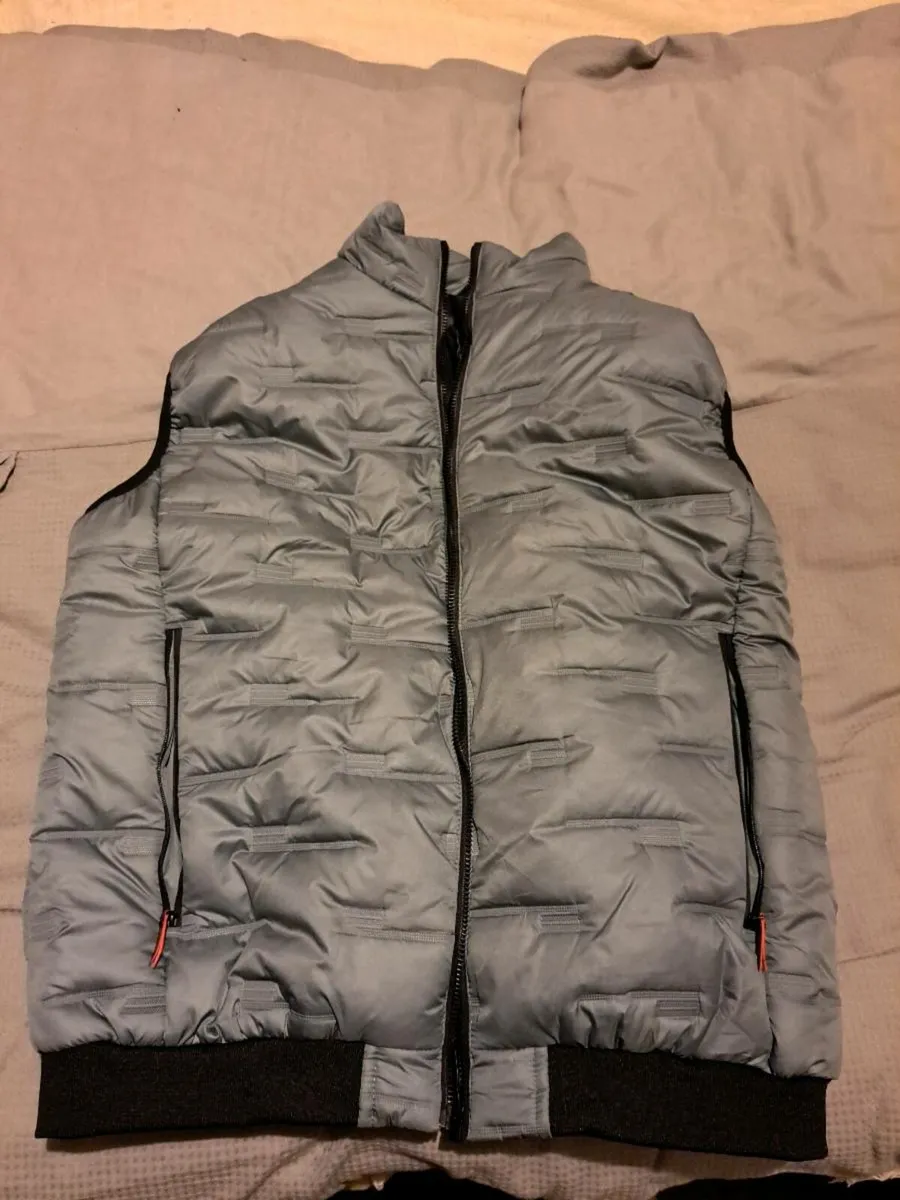 New. Mens Thermal Lined body warmer Jacket XL - Image 1
