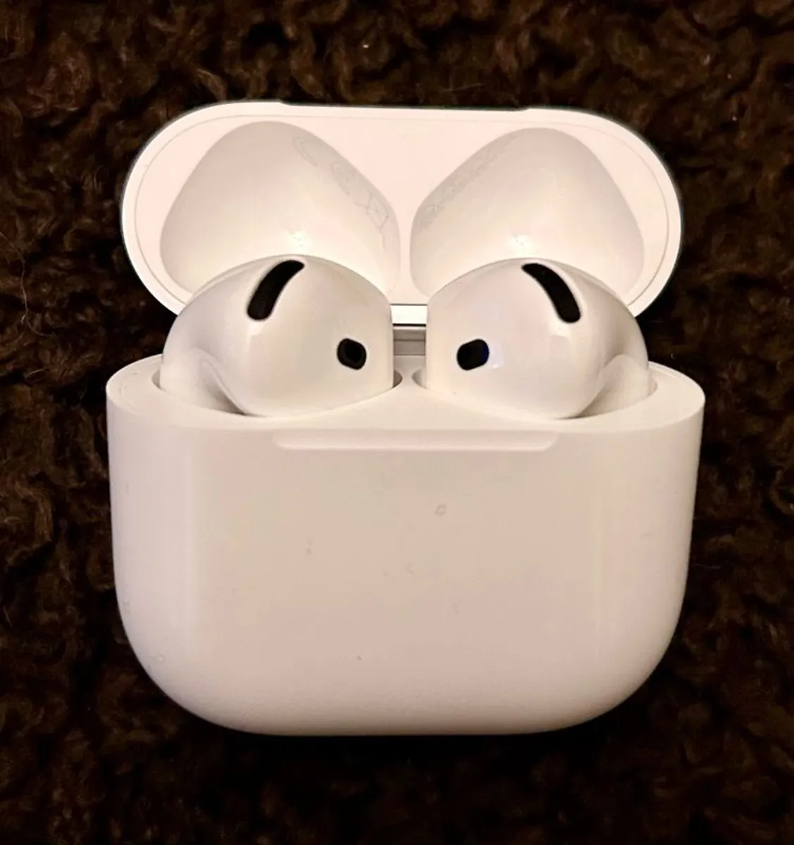 Apple AirPods 4 - Image 1