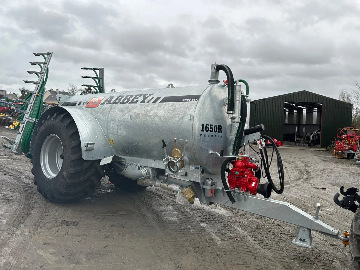 New Abbey 1650GL Slurry Tank with Trailing Shoe - Image 3