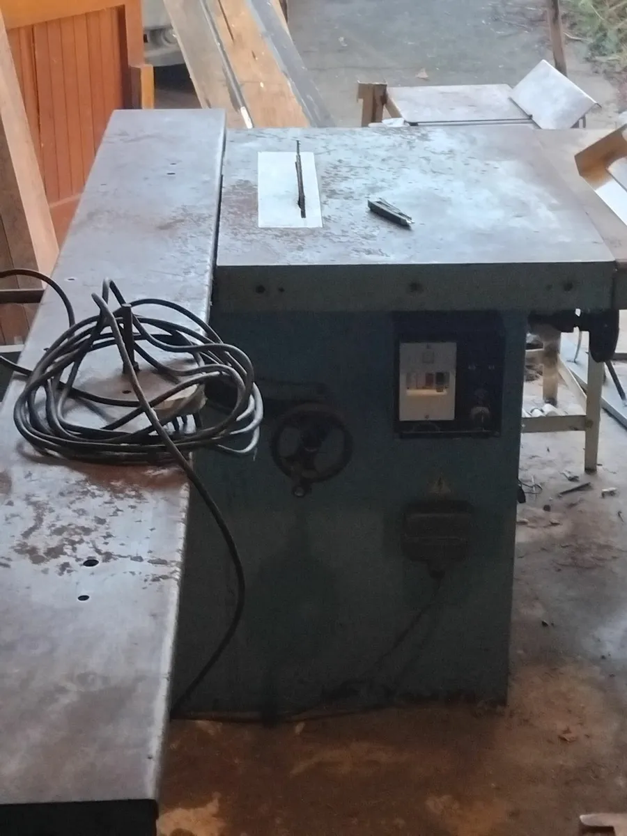 Sliding table saw  and planer thicknesser - Image 1