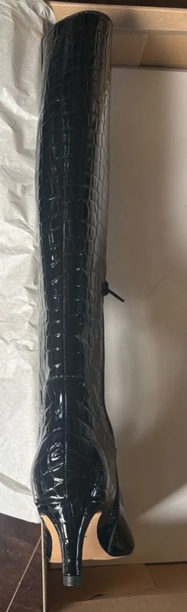 Gorgeous Knee High Boots - Image 4