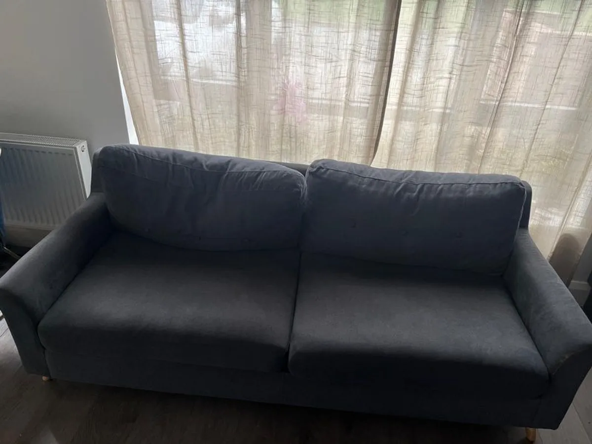 3+3+1 Sofa to Go - Image 1