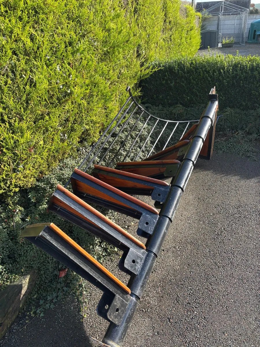 Spire staircase - Image 3