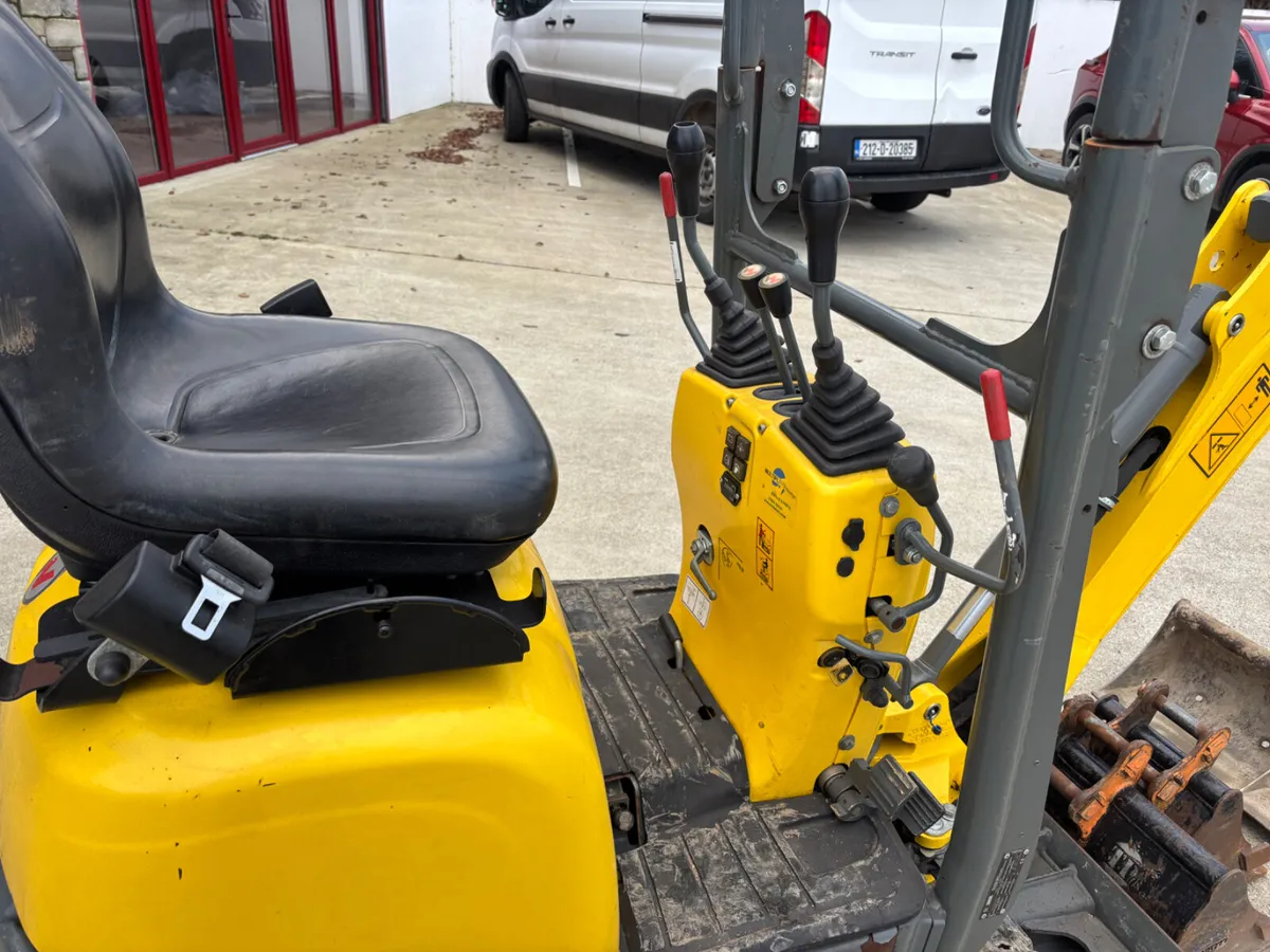 Wacker neuson 803 year 2021 - Image 3