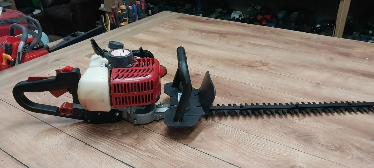 Castelgarden hedge trimmer - Image 3