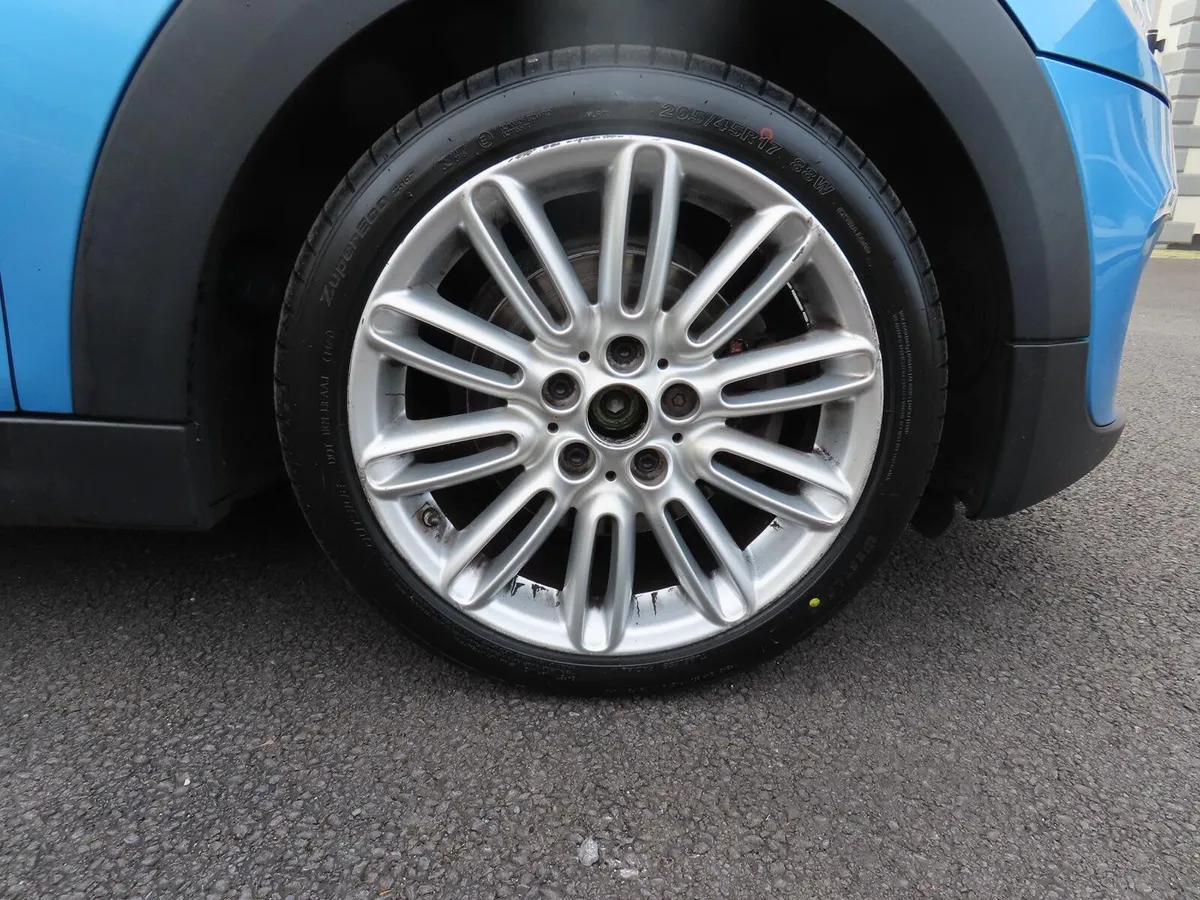 Mini Cooper 2017 - Image 4