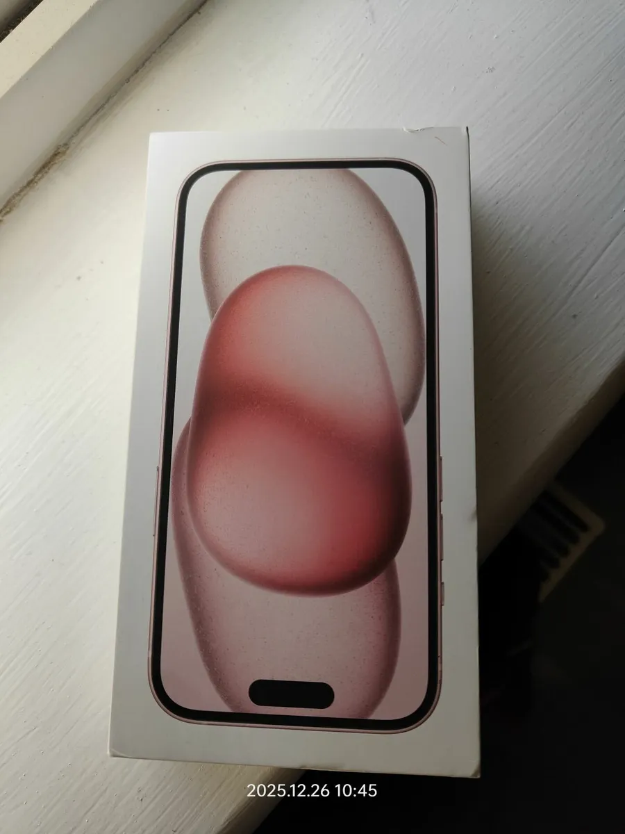 IPhone 15 Pink - Image 1