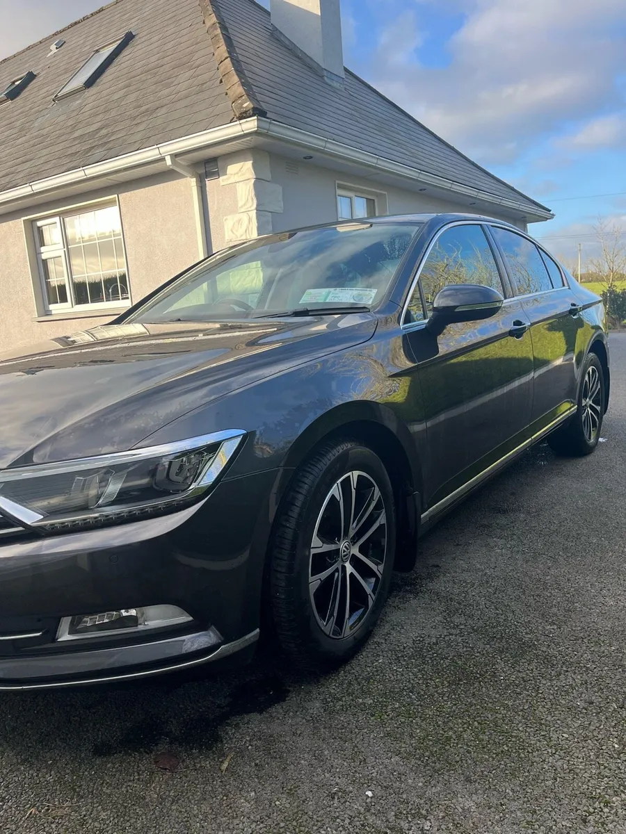 2018 VW Passat - Image 3