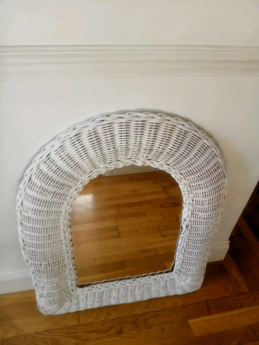 White rattan style mirror - Image 1
