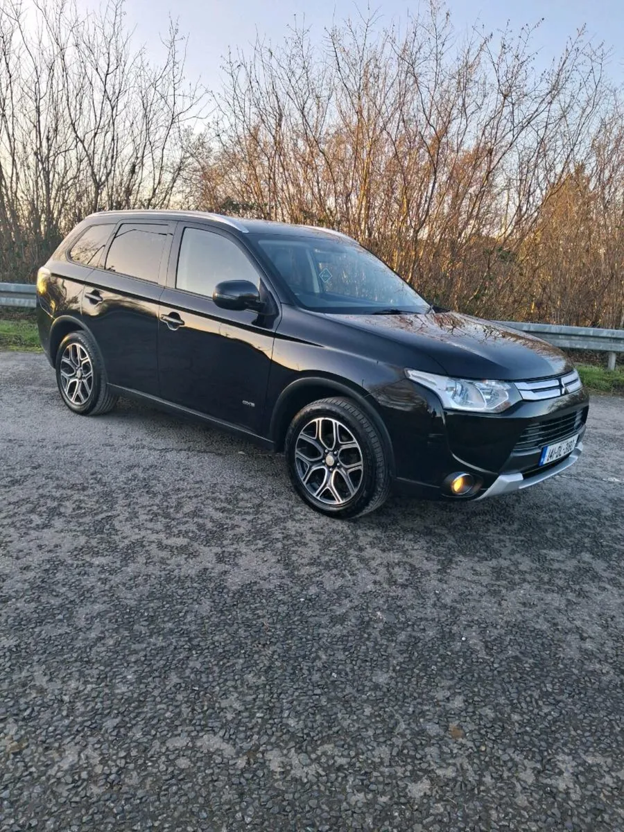 2014 outlander 2.3 diesel - Image 1