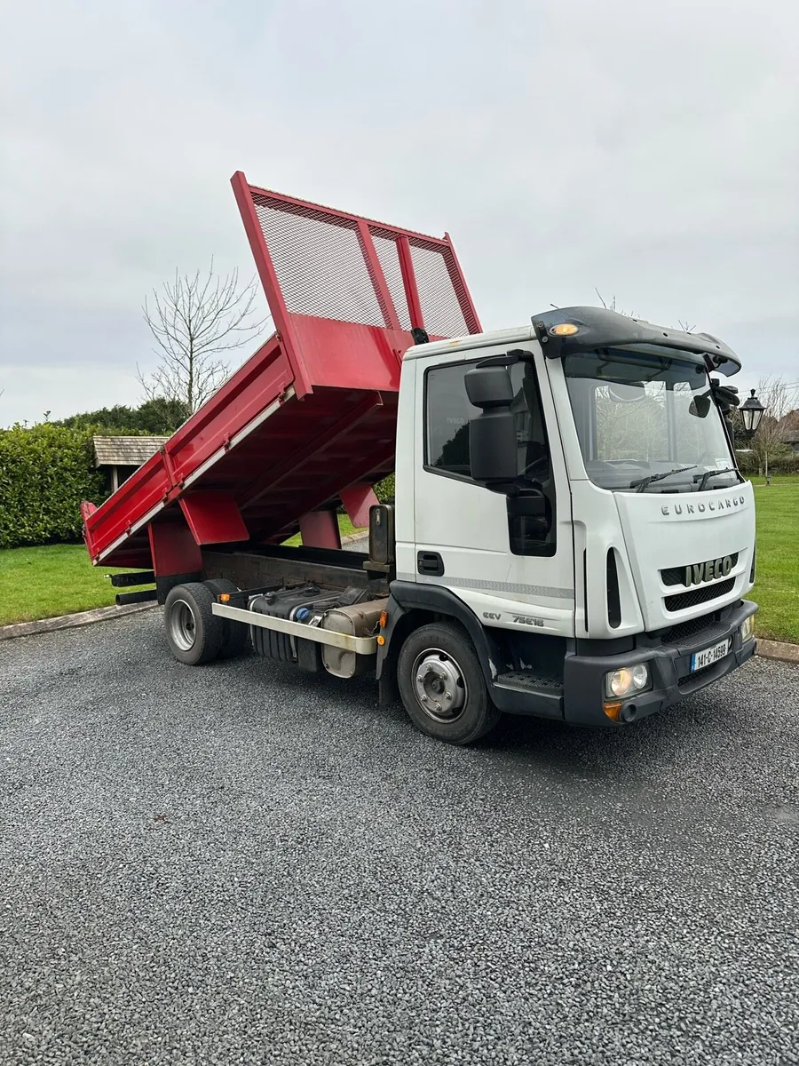 Iveco Eurocargo drop side tipper - Image 1