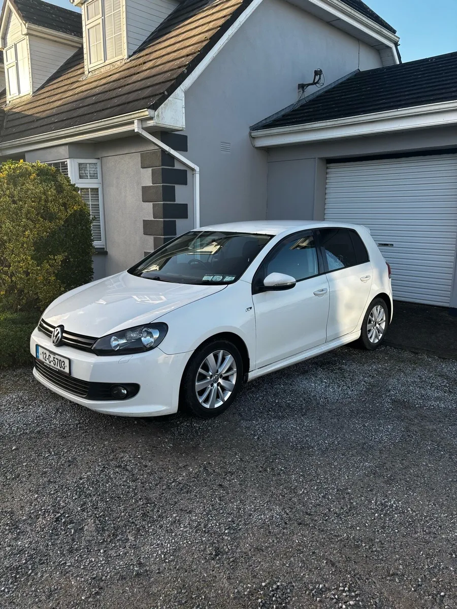 2012 VW Golf **NEW WATER PUMP & TIMING BELT* - Image 1