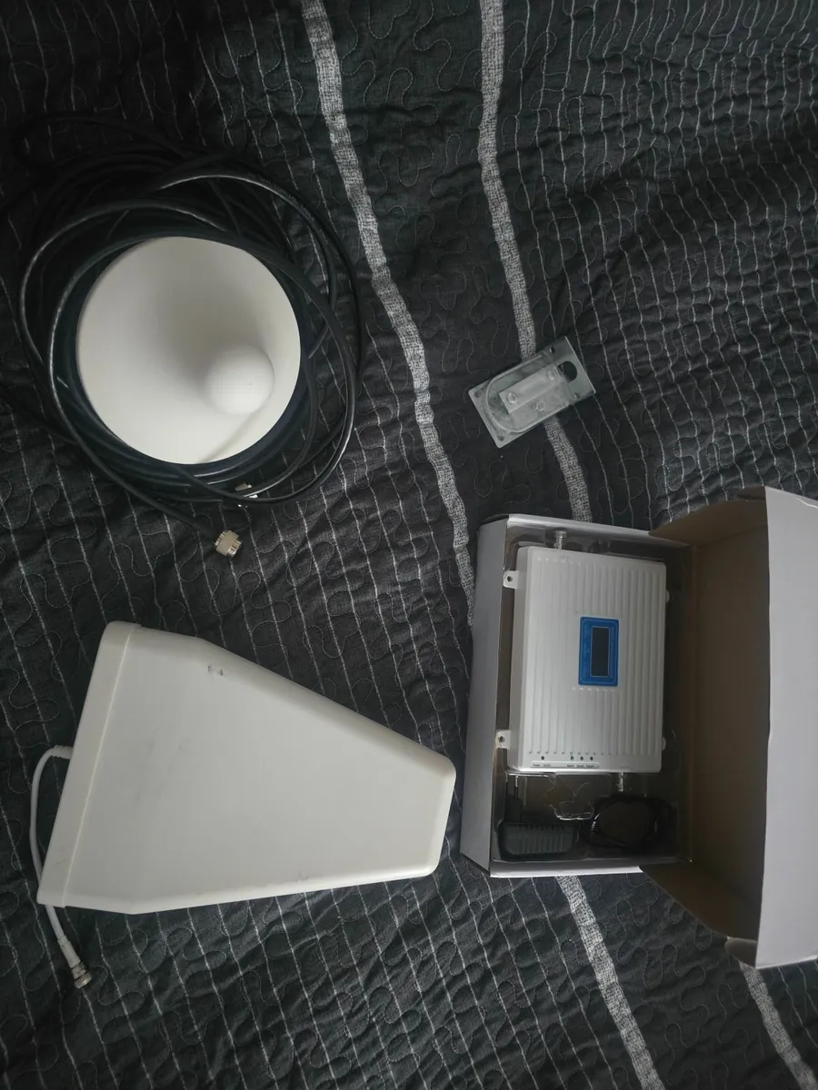 2G  3G and 4G signal boster - Image 1