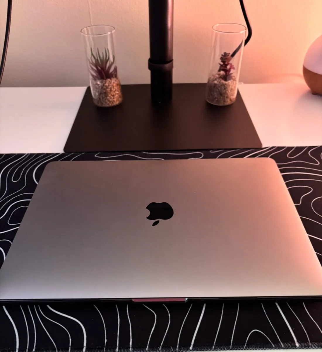 2020 Apple Macbook Pro Retina Display 13 inch - Image 2