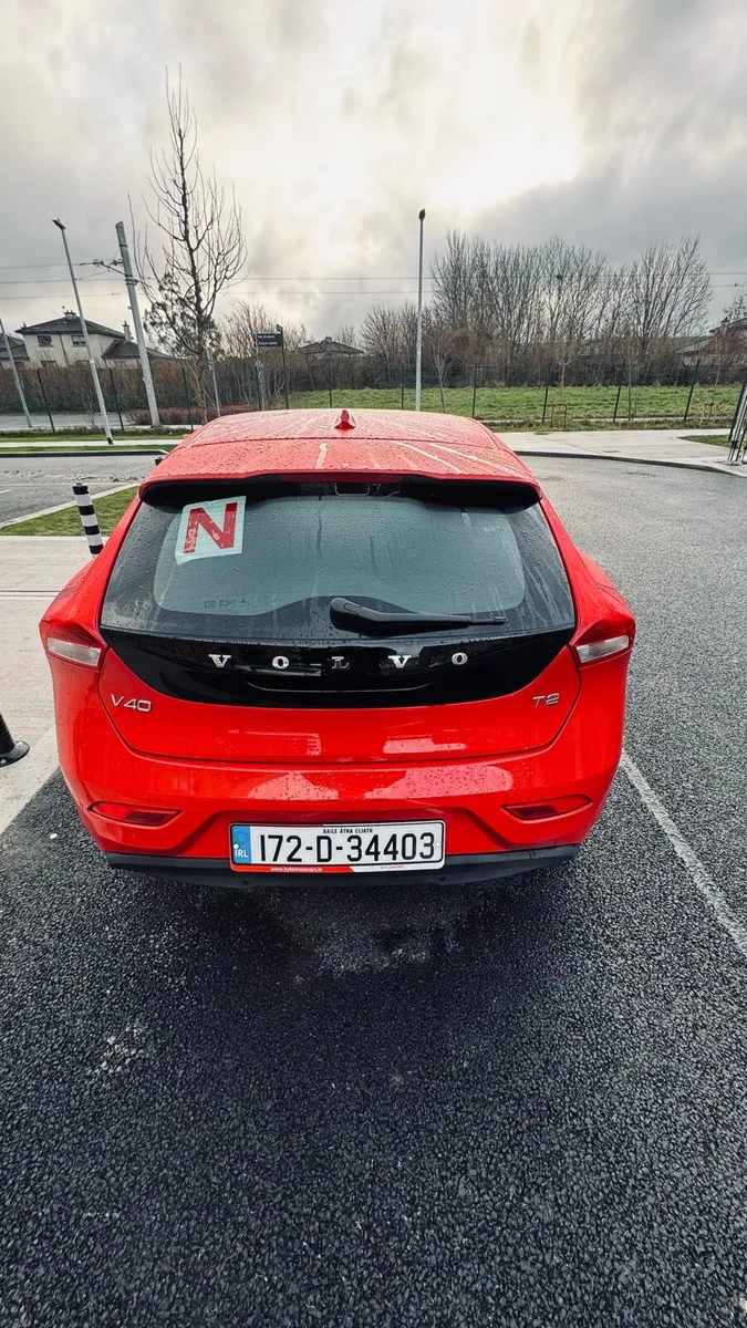 Volvo V40 1.5 Auto - Image 3
