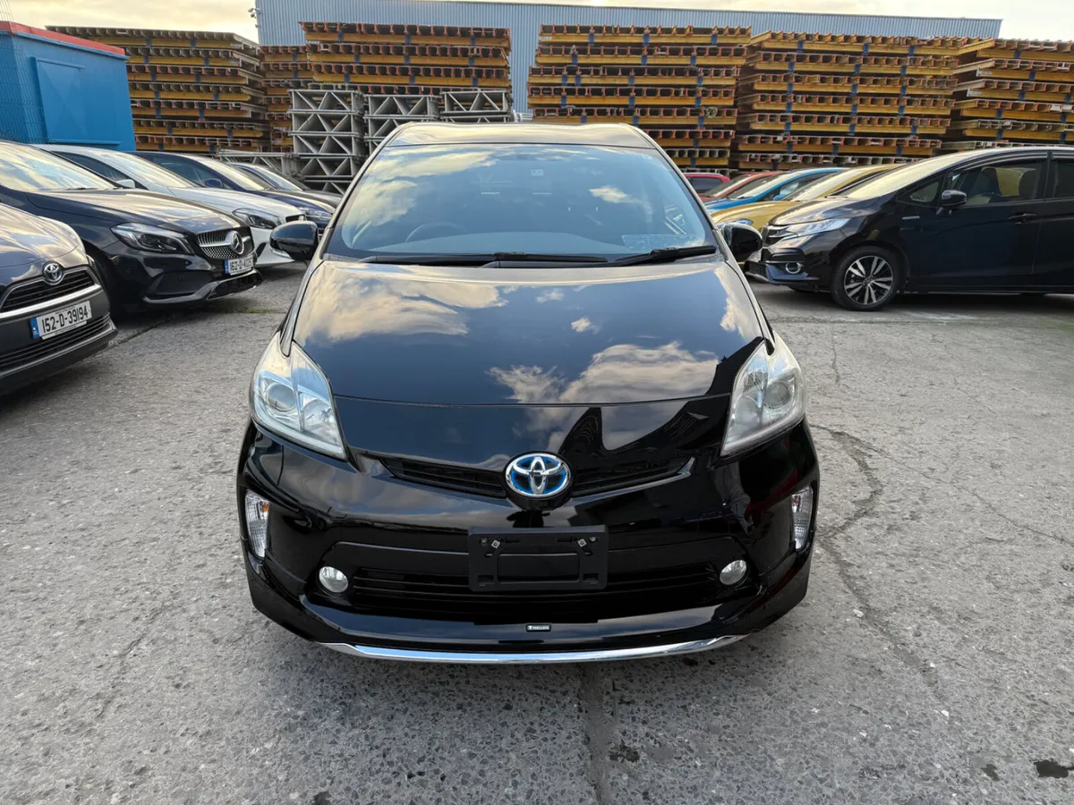 2014 Toyota Prius 1.8 Hybrid Automatic - Image 2
