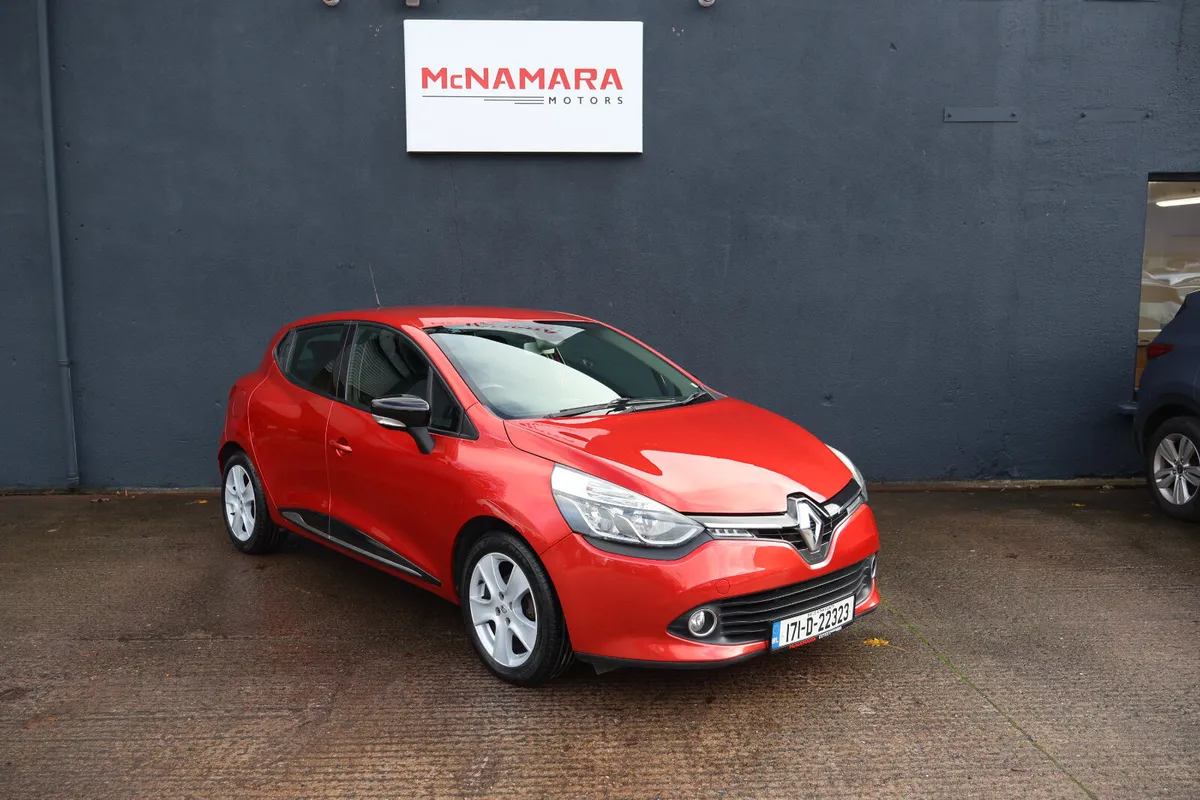 Renault Clio Dynamique S NAV Low Km Great Spec! - Image 1