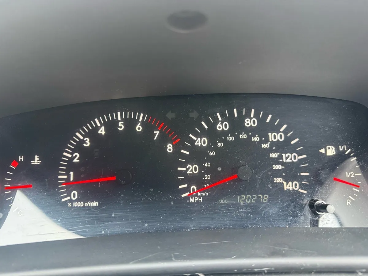 2003 Toyota Corolla - Image 4