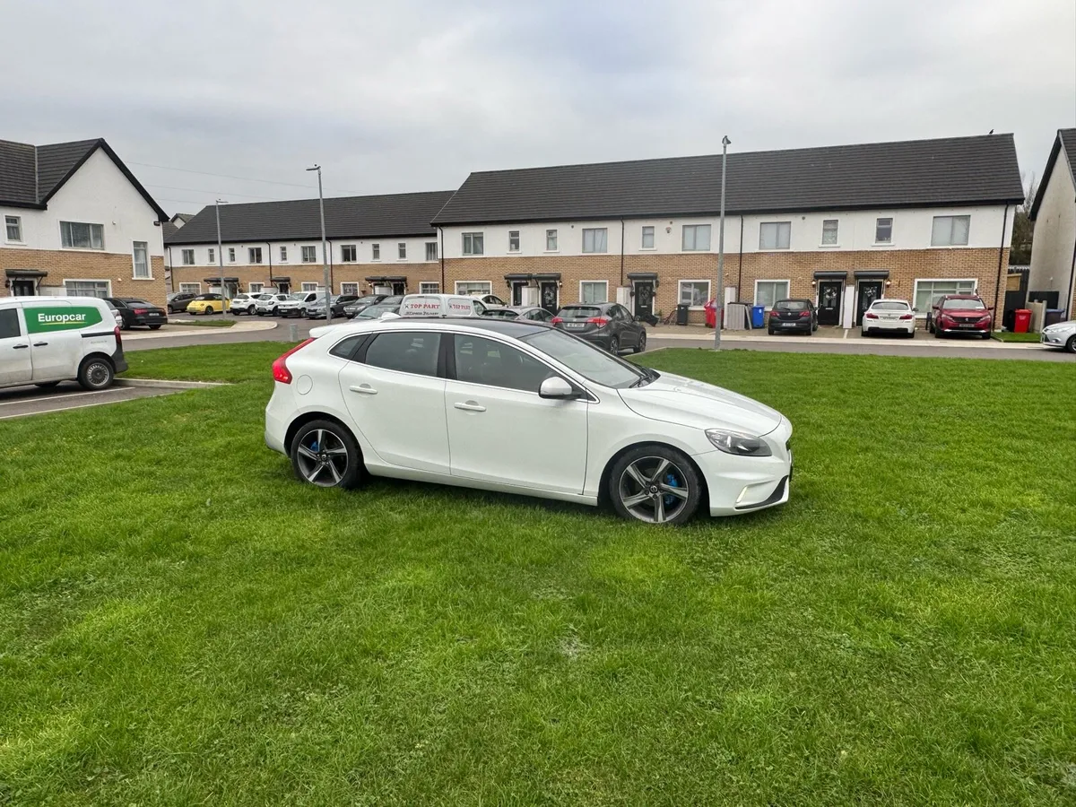 141 Volvo V40 R-design NCT13/03/27 New Clutch - Image 2