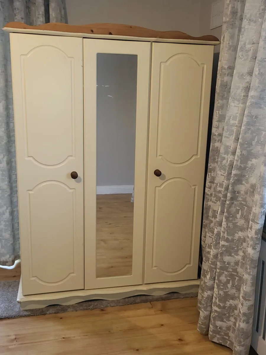 Triple Wardrobe (Pine and Cream) - Image 2