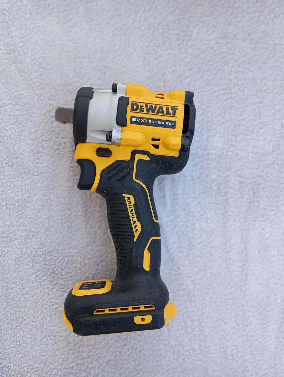 DeWalt Impact Wrench - Image 3