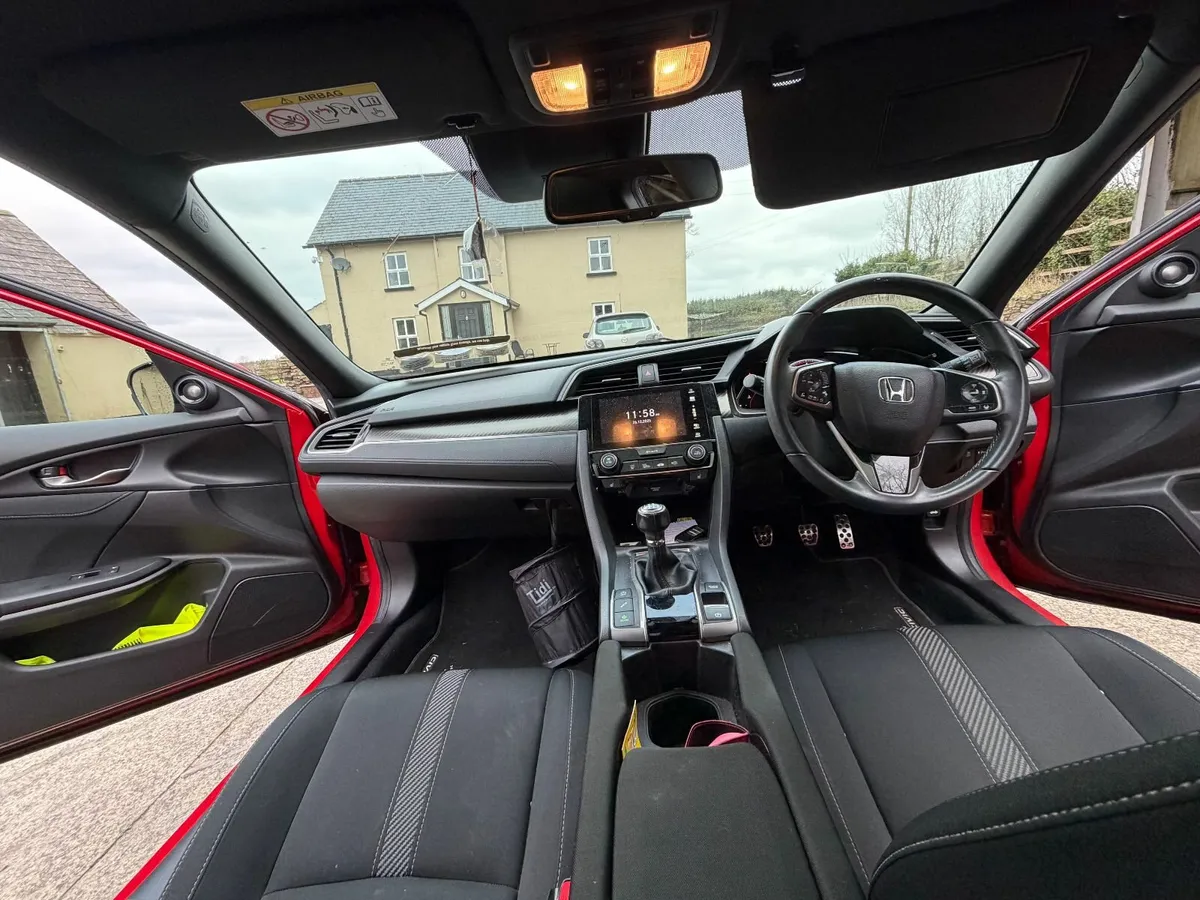 2018 Honda Civic 1.5L - Image 3