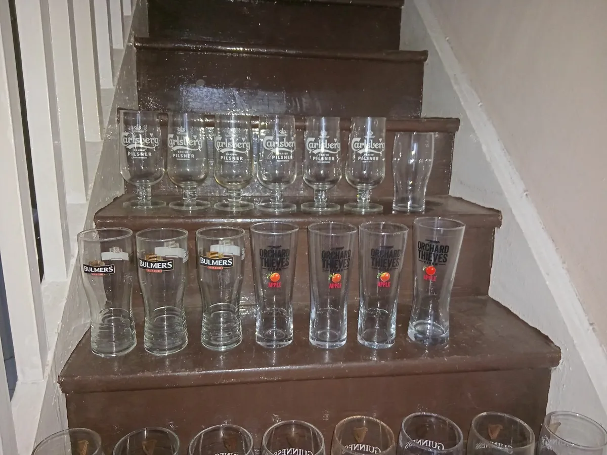 26 PINT GLASSES - Image 2