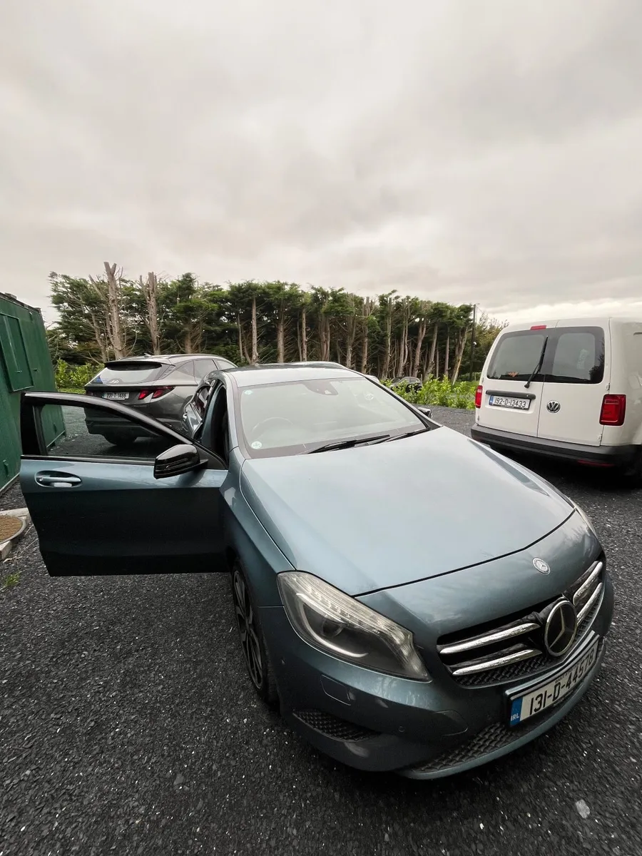 Mercedes Benz A180 1.6L | AUTO | ULTRA LOW MILES - Image 3